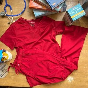 Red HH Works Scrub Set